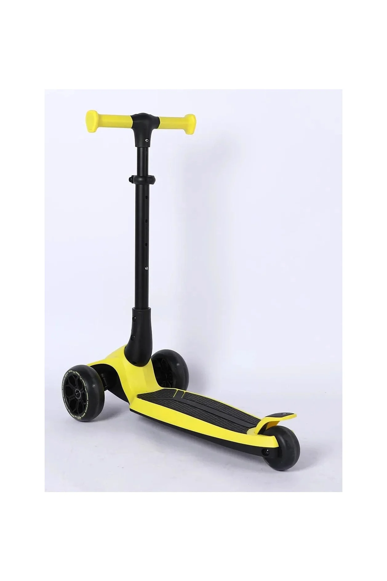 Lamborghini 3-Wheel Kids Scooter With Adjustable Height-Yellow - Image 3